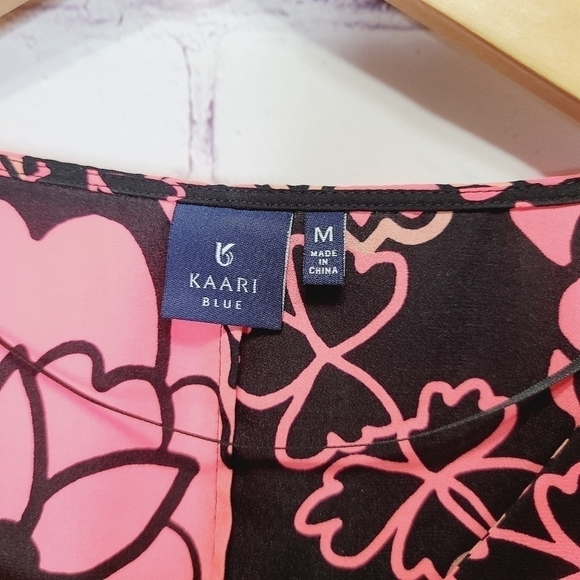 Kaari Blue Lace Bell Sleeve Blouse - Picture 4 of 8